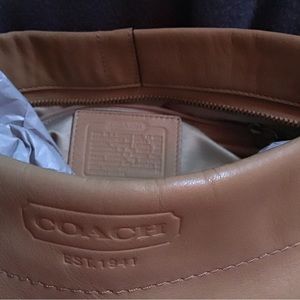 Beautiful, Excellent Condition Coach Purse.  Very Soft.